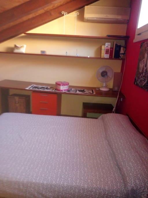 Mansarda Nel Cuore Di Bologna Exterior foto