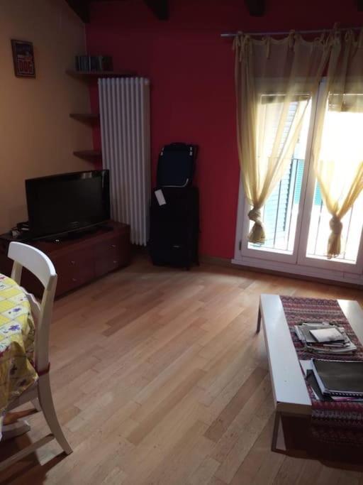 Mansarda Nel Cuore Di Bologna Exterior foto